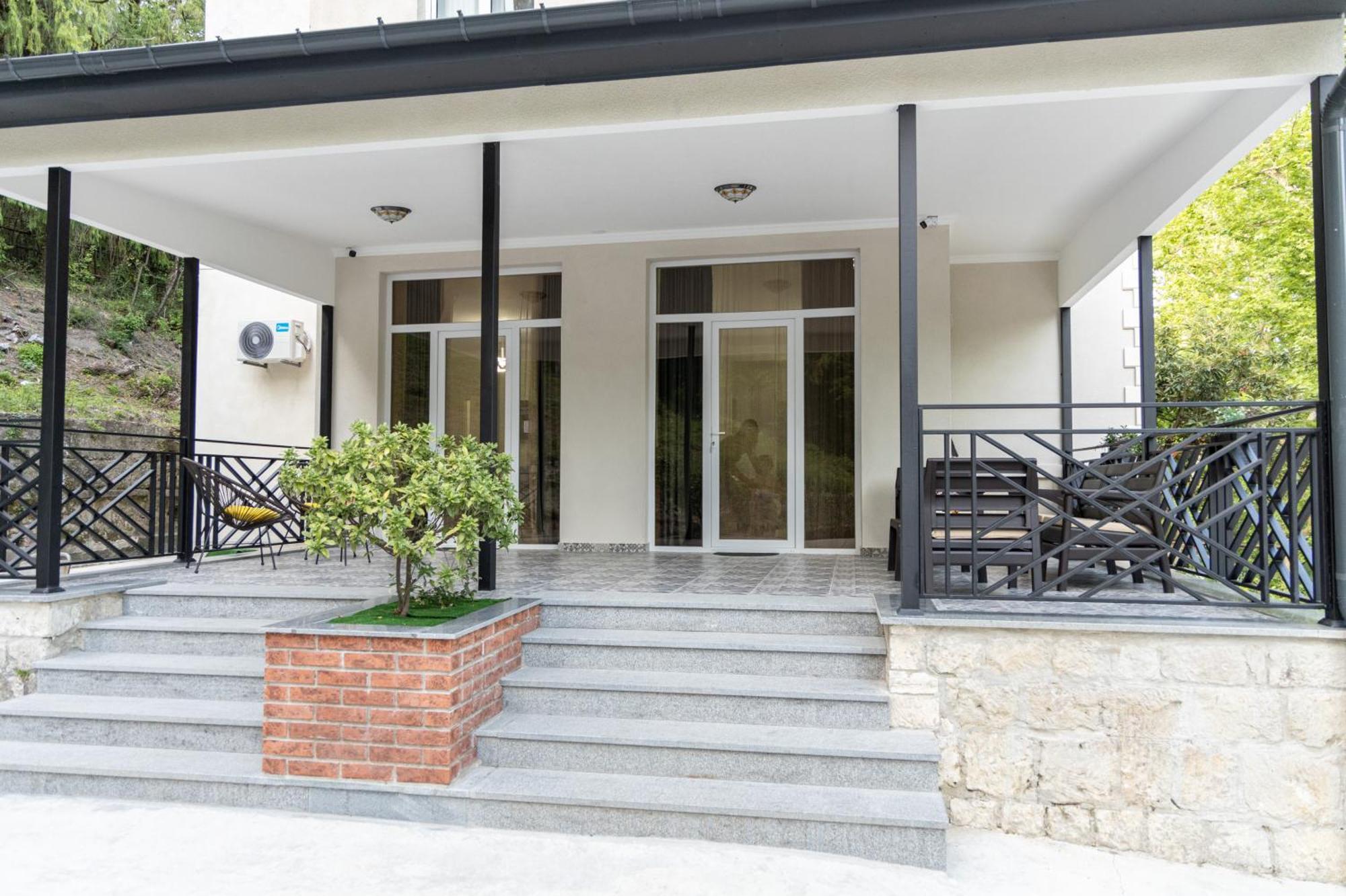 Tskaltubo Apartments Ngoại thất bức ảnh